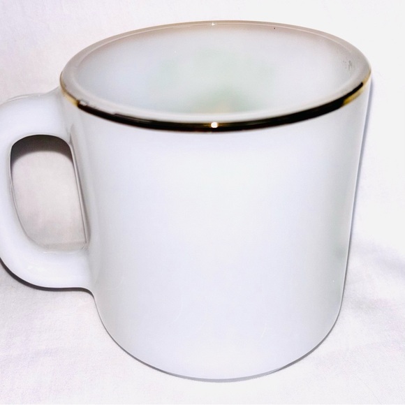 Glasbake Mug Manitoba Province Flower Pink Prairie Crocus Milk Glass Vintage - Picture 3 of 4